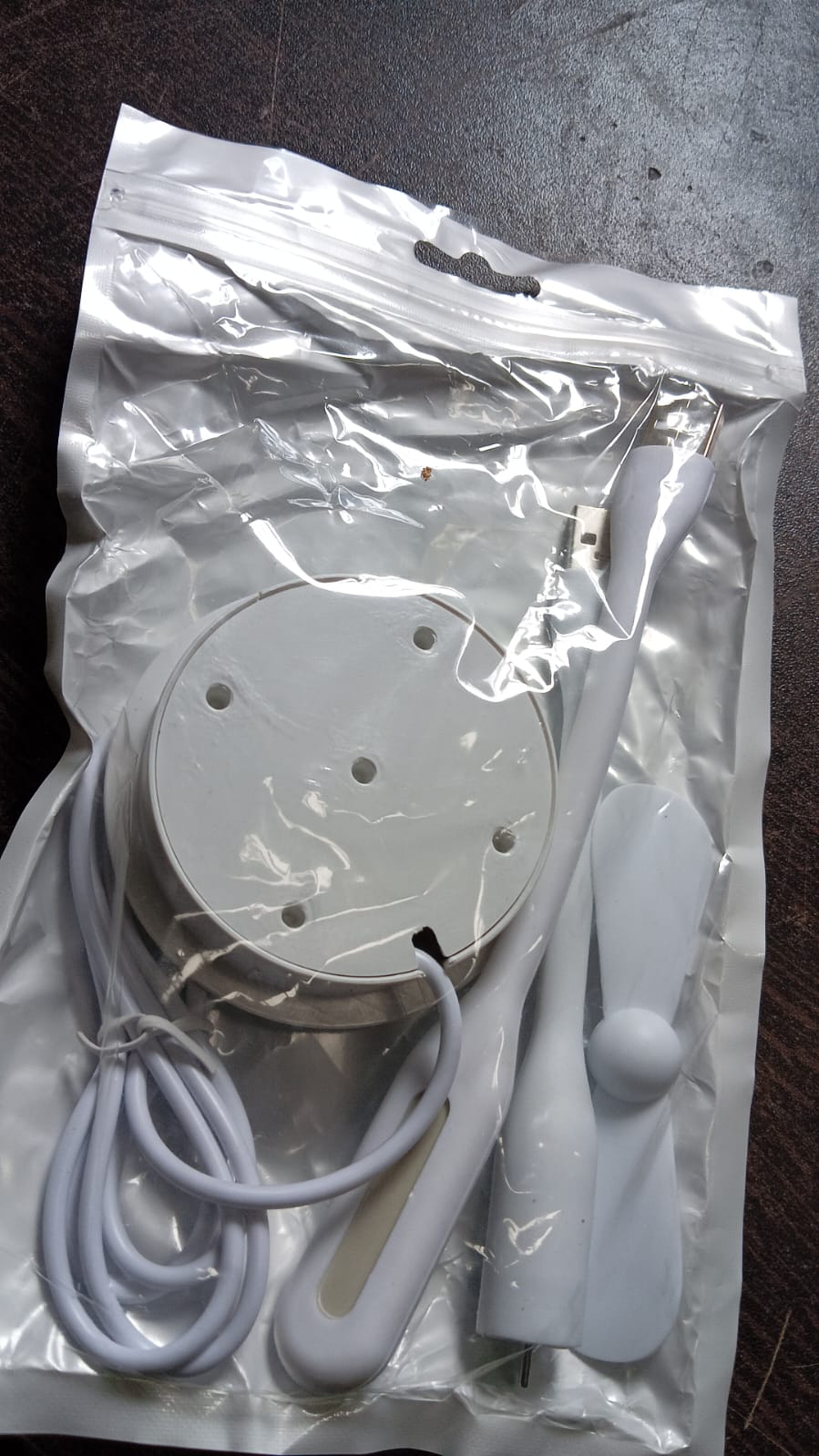 Mini USB Fan Combo – USB LED Light & 3 Port Hub