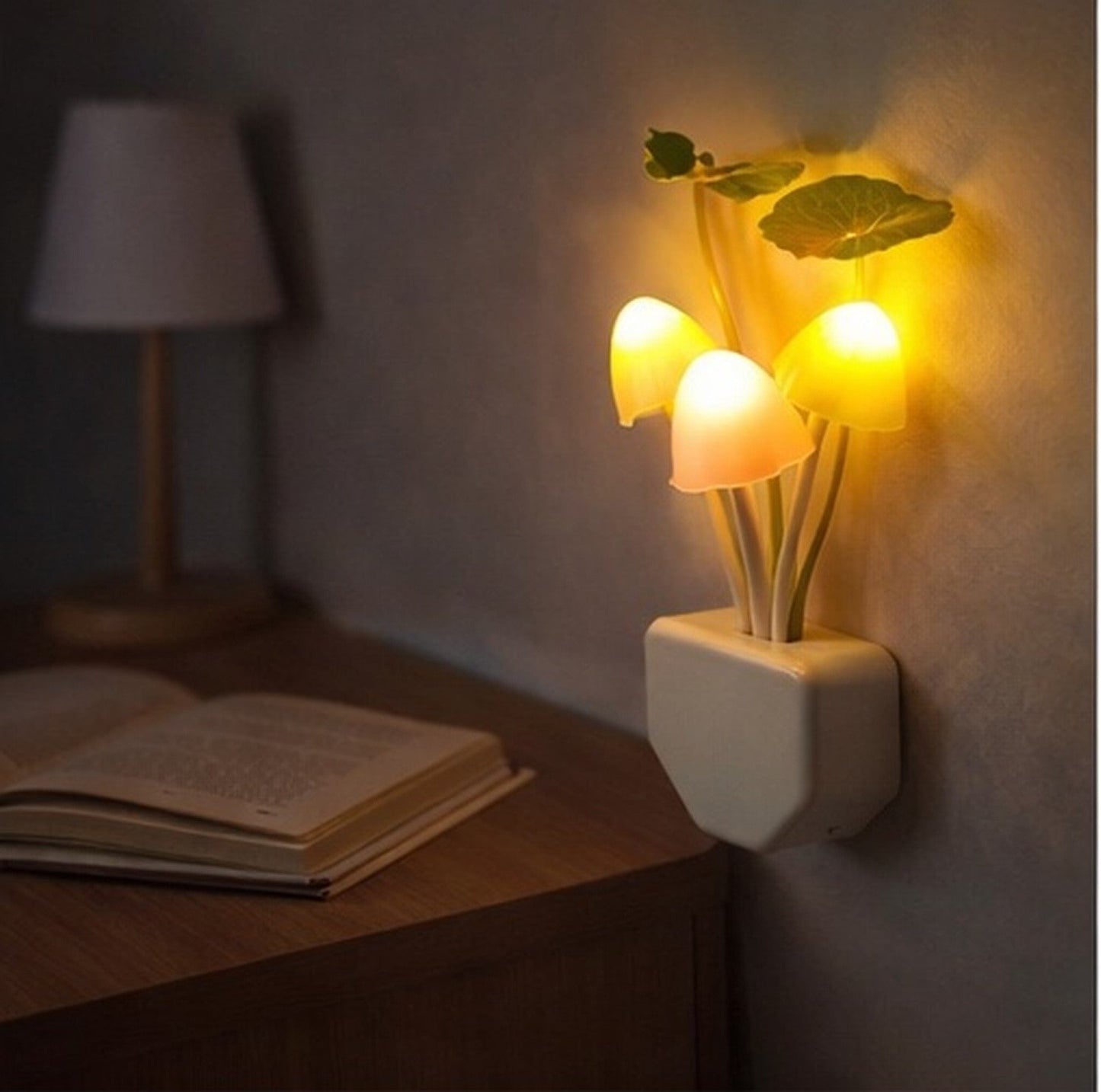 0239a  Fancy Color Changing Led Mushroom Night Light Kids Beautiful Color Led Illumination Automatic Onoff Light Sensor Night Lamp